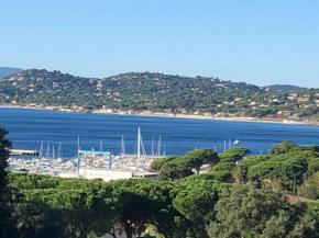 Duplex vue mer golf de Saint-Tropez plage à 300m